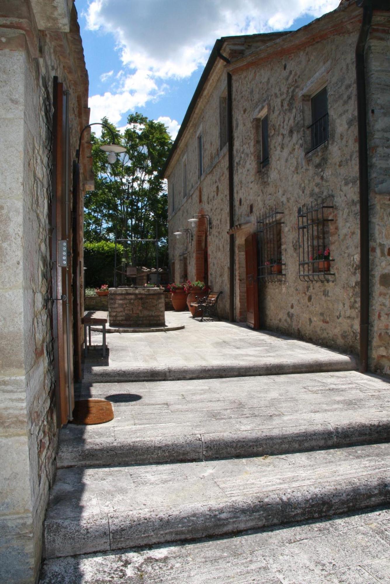 Podere La Chiusella B&B Rapolano Terme Extérieur photo